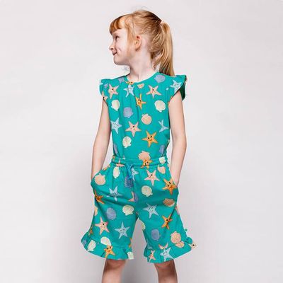 Shorts with starfish