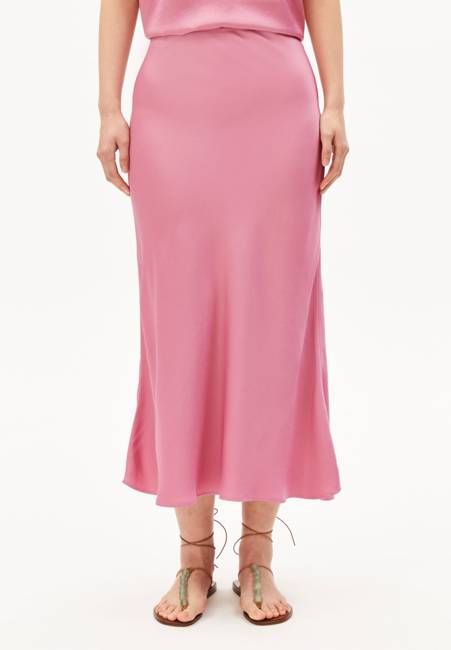 LENOVAA SATIN SLIP-SKIRT | washed berry
