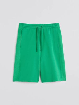 Shorts mit umgedrehtem Streifen
