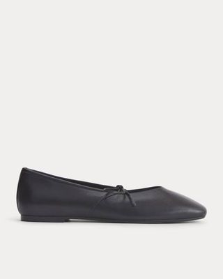Leather Keyhole Flat | Black