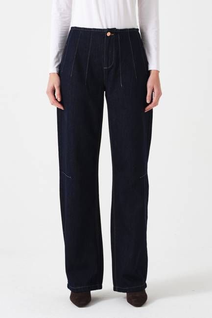 Noah Barrel Leg Jean in Blue Moon