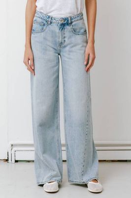Gracie Twisted Low Rise Jean in Austin