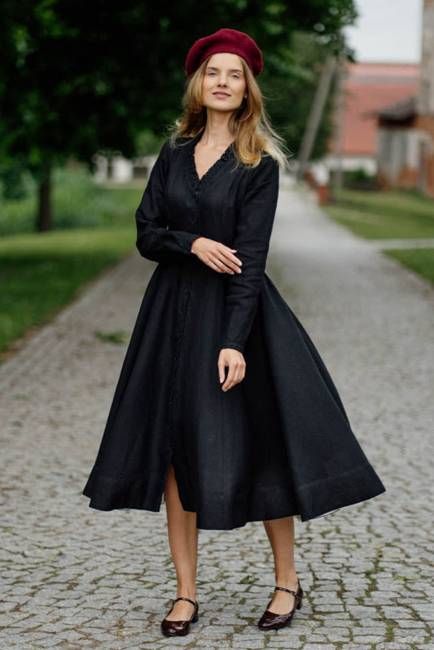 Ophelia – Ruffled V-Neck Linen Midi Dress