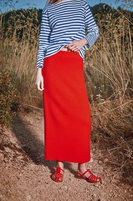 CECILE Straight Midi Skirt in Organic Cotton - Red