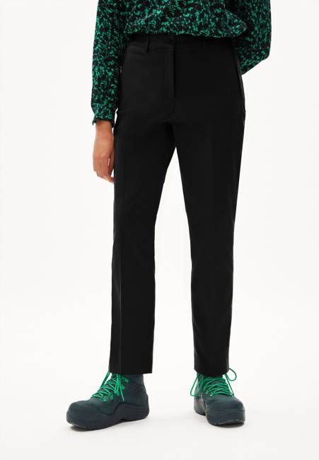 VARMAA BRUSHED| black