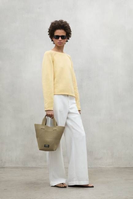 YELLOW ALAMO SWEATER