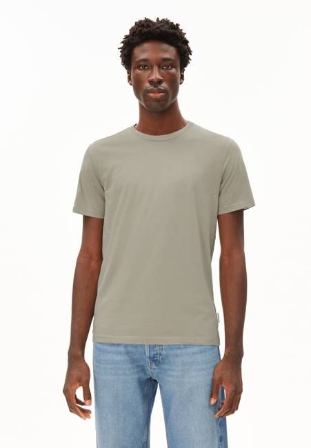 JAAMES T-SHIRT | light sage