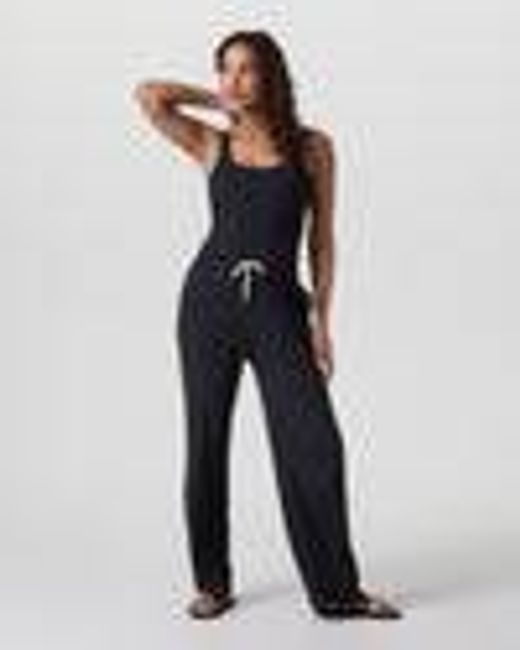 Pose Scoop Jumpsuit - Short | Black | Vuori