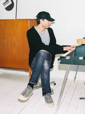 Steady Eddie II Dry selvedge tapered jeans | Nudie Jeans