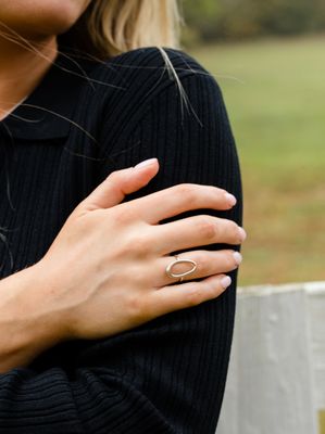 Dali Open Oval Ring