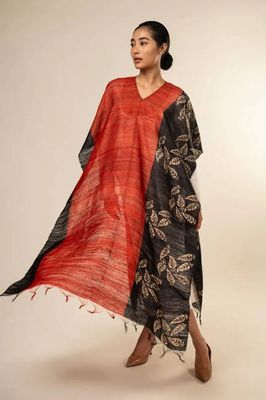 NEW! 3-in-1 Peace Silk Poncho Cluster