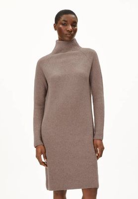 MILLAANA | cinnamon dust melange