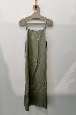 Sample Sale Loni Dress in Silky Sage