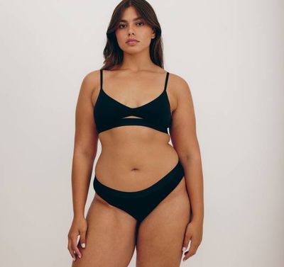 Soft-Touch-Bralette mit ausgeschnittenem Ausschnitt