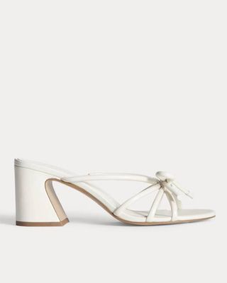 The Bow Heel | Canvas