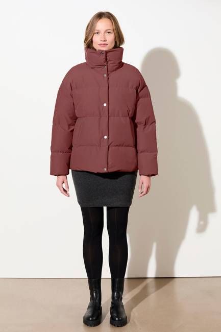 Langerchen Quilted Jacket Made of Eco-Down with Stand-Up Collar (burgundy)