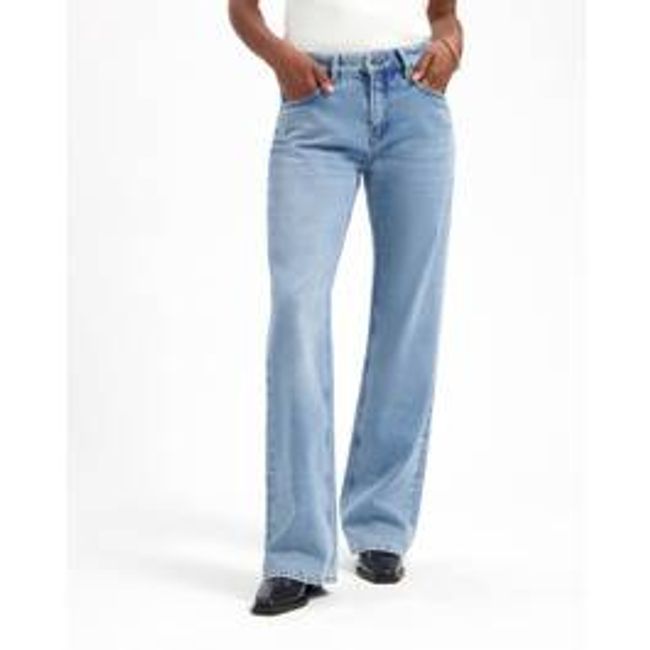 Lena Loose Worn Blue