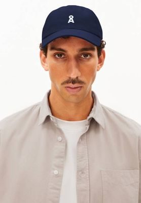 YENAAS BOLD CAP | tinted navy