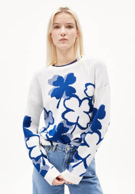 OLESSYAA CLOVER| lapis blue-light oatmilk