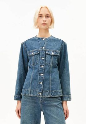 STRUKTURIERTE JEANSJACKE