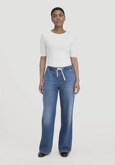 Wide-leg jeans made from pure organic denim