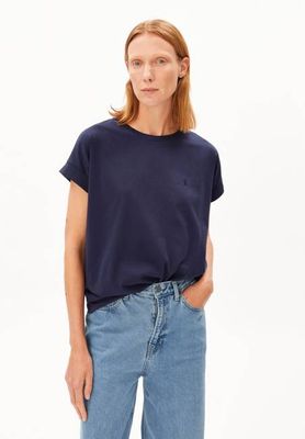 IDAARA T-SHIRT | tinted navy