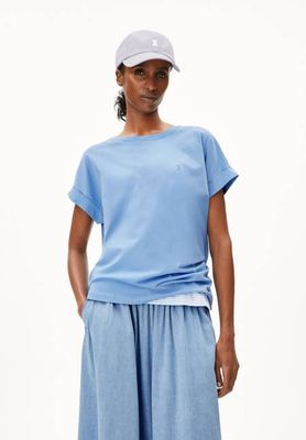 IDAARA T-SHIRT | silky blue