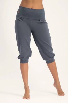 Sukha Yoga Capri - Ash