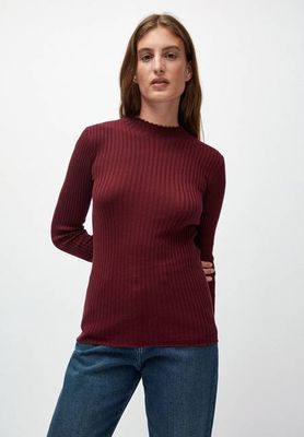 ALAANIA KNIT SWEATER | port wine
