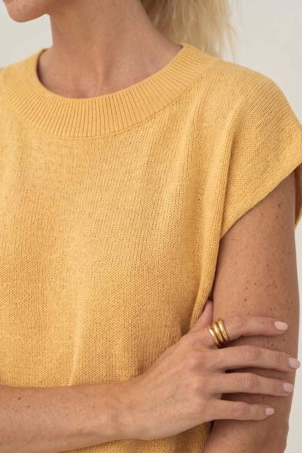 Lucia Yellow Linen Knit T-shirt