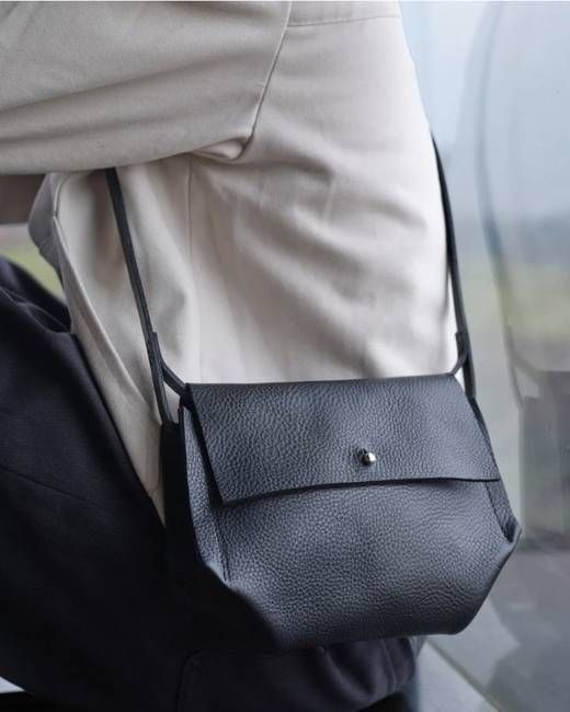 Kate Sheridan Black Pleat Bag