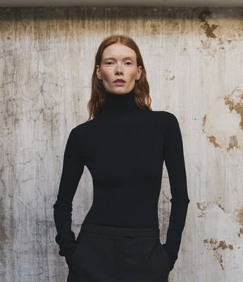 Rib Knit Turtleneck | Black