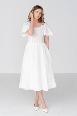 Nora — Leinenkleid mit quadratischem Ausschnitt und Schmetterlingsärmeln