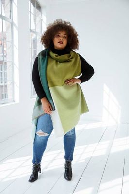 JULAHAS+ Daria Cape Amazon