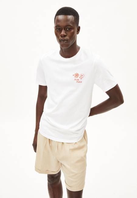 JAAMES LOVAA| white
