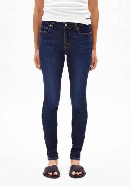 TILLAA MID WAIST SKINNY JEAN | demure
