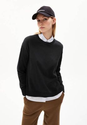 LARUNAA| black