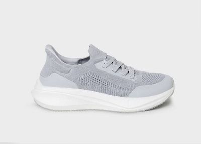 Runners for Men in Grey