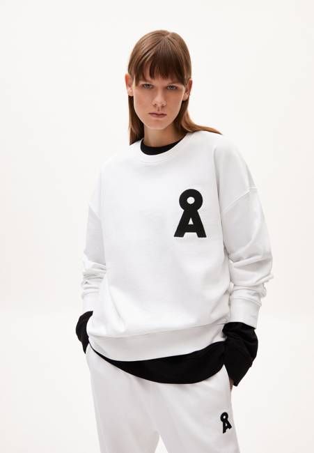 SASHAA ICONIC CAPSULE| white
