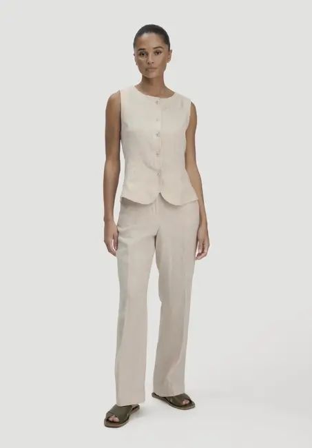 Straight leg trousers in pure linen