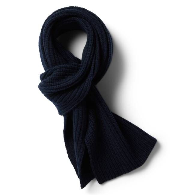 The Fisherman Scarf in Dark Navy