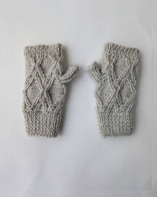 River Knitted Mittens in Ecru