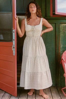 The Adele Dress Petites | Creme Strawberry