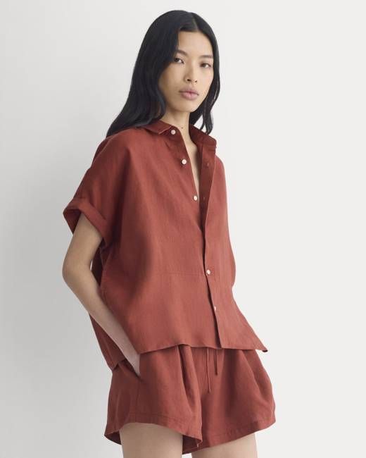 The Boxy Shirt in Linen | Henna Red