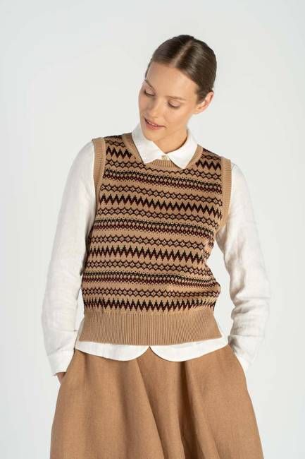 Elaine – Merino Wool Vest with Crew Neckline