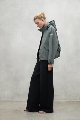 KHAKI BELUMUT JACKET