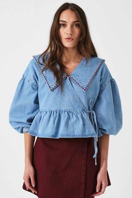 Nour Bluse im Sommerhimmel