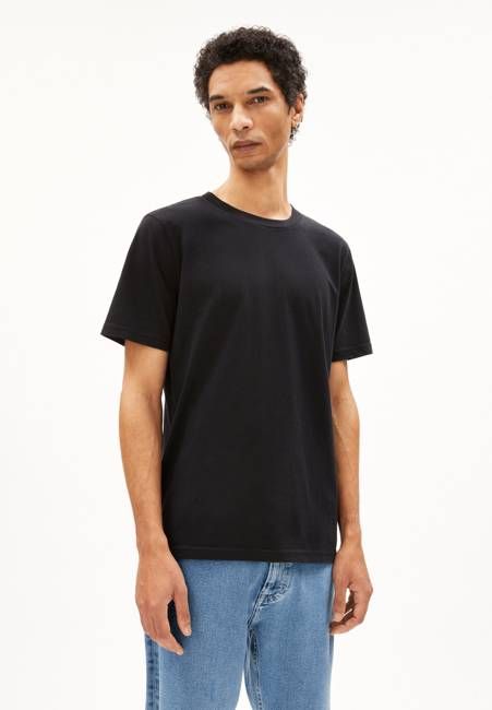 JAAMES T-SHIRT | black