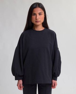 Amelia Organic Cotton Sweatshirt In Black