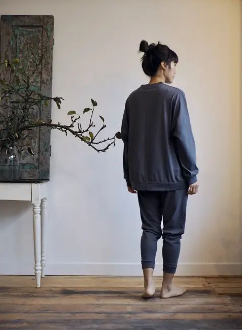 vega top / thunder grey — Noctu